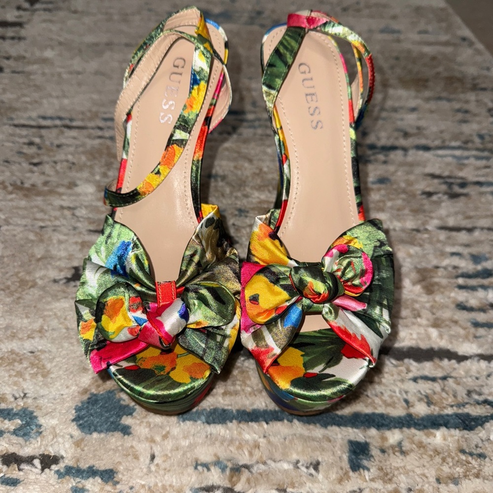 Guess Tropical Floral Sandals with Bow Detail